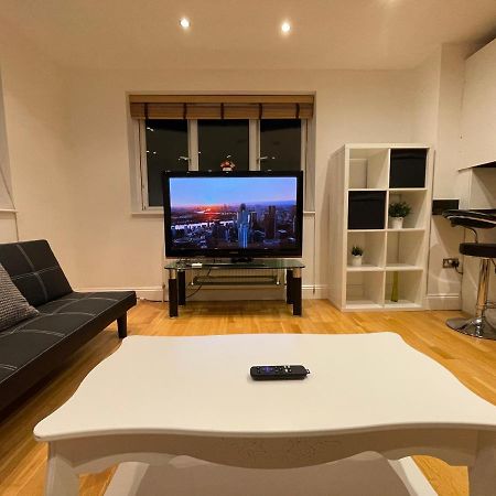 ריצ'מונד Beautiful & Luxurious Apartment In Richmond מראה חיצוני תמונה