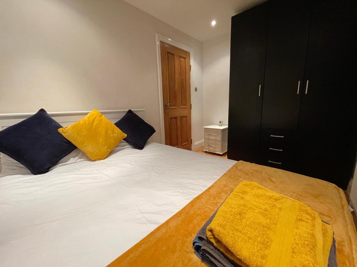 ריצ'מונד Beautiful & Luxurious Apartment In Richmond מראה חיצוני תמונה
